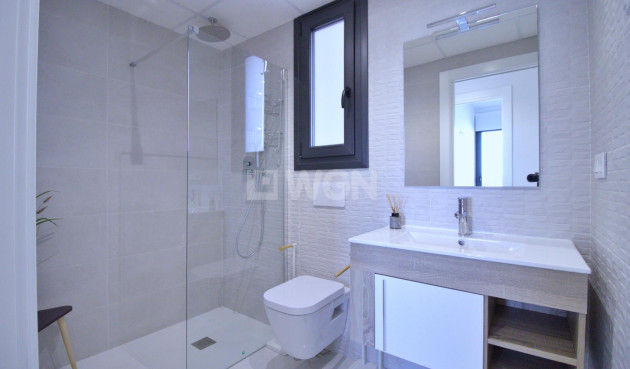 Reventa - Apartamento / piso - Orihuela Costa - Punta Prima