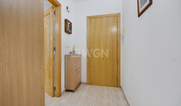 Reventa - Apartamento / piso - Torrevieja - Centro