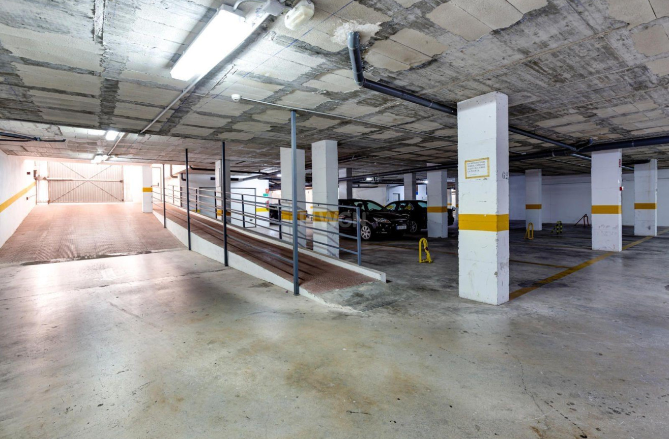 Reventa - Apartamento / piso - Torrevieja - Centro