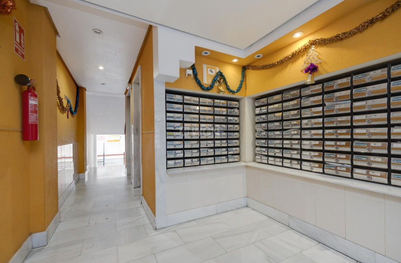 Reventa - Apartamento / piso - Torrevieja - Centro