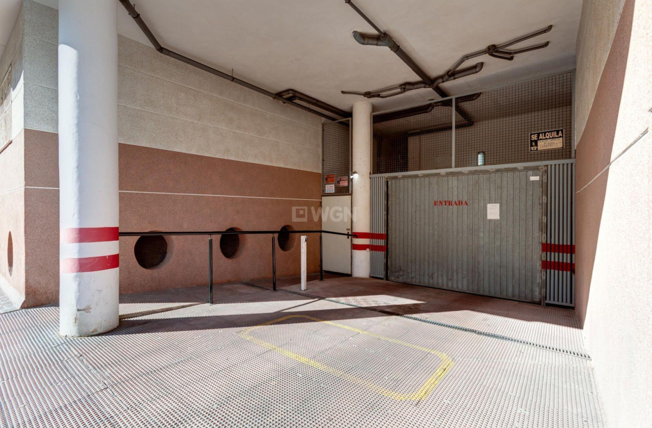 Reventa - Apartamento / piso - Torrevieja - Centro