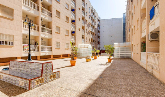 Reventa - Apartamento / piso - Torrevieja - Centro