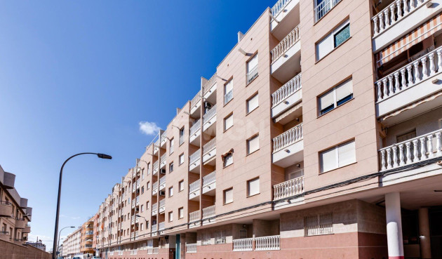Reventa - Apartamento / piso - Torrevieja - Centro