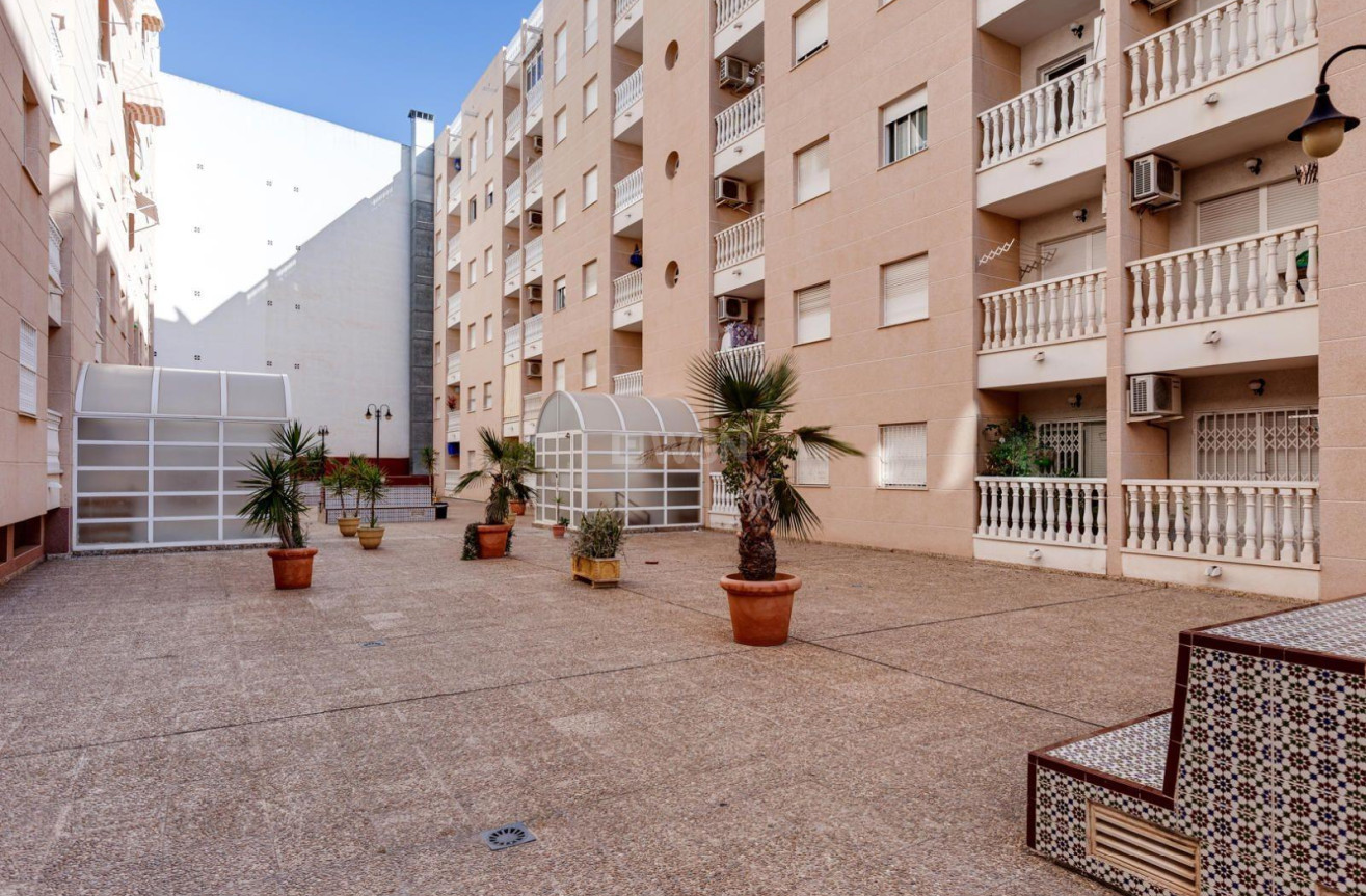 Reventa - Apartamento / piso - Torrevieja - Centro