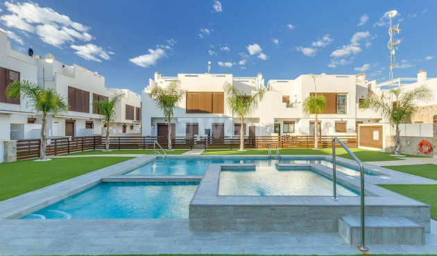 Resale - Apartment / flat - Pilar de la Horadada - Torre De La Horadada