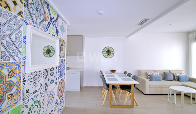 Resale - Apartment / flat - Pilar de la Horadada - Torre De La Horadada