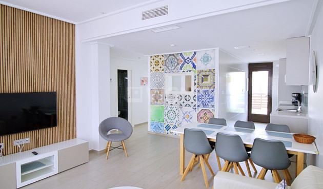 Resale - Apartment / flat - Pilar de la Horadada - Torre De La Horadada