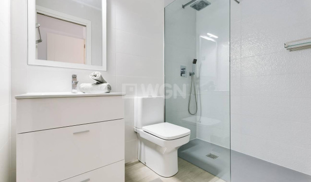 Resale - Apartment / flat - Pilar de la Horadada - Torre De La Horadada