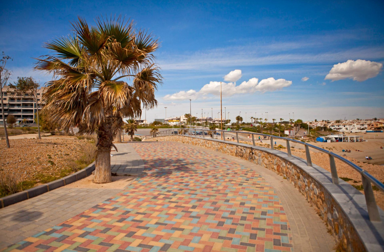 Resale - Apartment / flat - Pilar de la Horadada - Torre De La Horadada