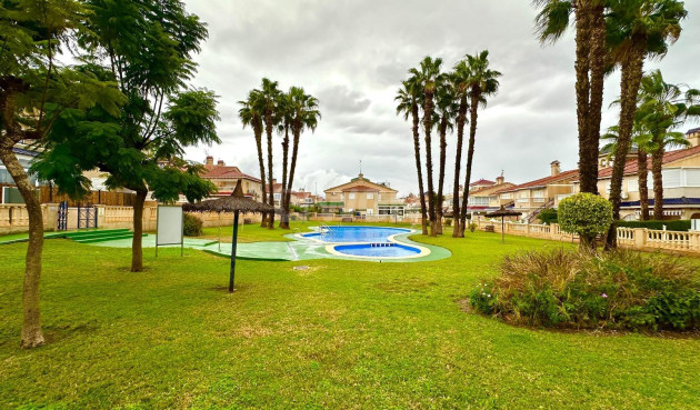 Wiederverkauf - Bungalow - Orihuela Costa - Playa Flamenca Norte