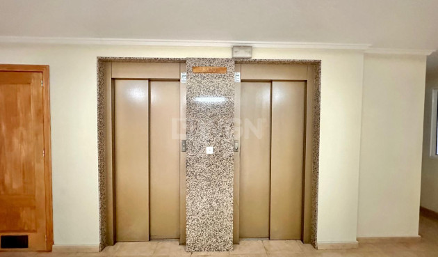 Reventa - Ático - Torrevieja - Centro