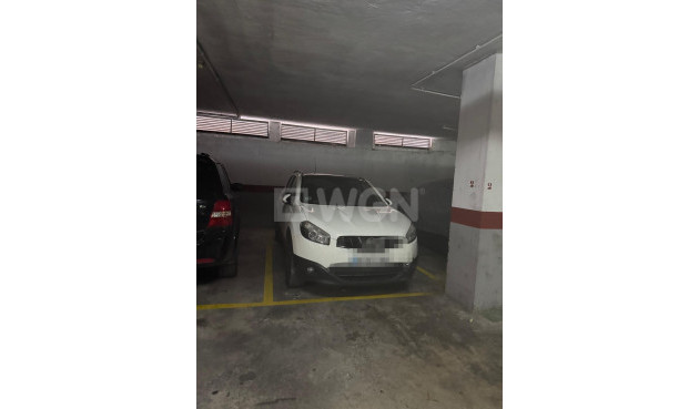 Odsprzedaż - Mieszkanie w bloku - Torrevieja - Centro