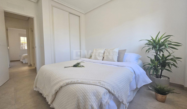 Odsprzedaż - Mieszkanie w bloku - Orihuela Costa - Lomas de Cabo Roig