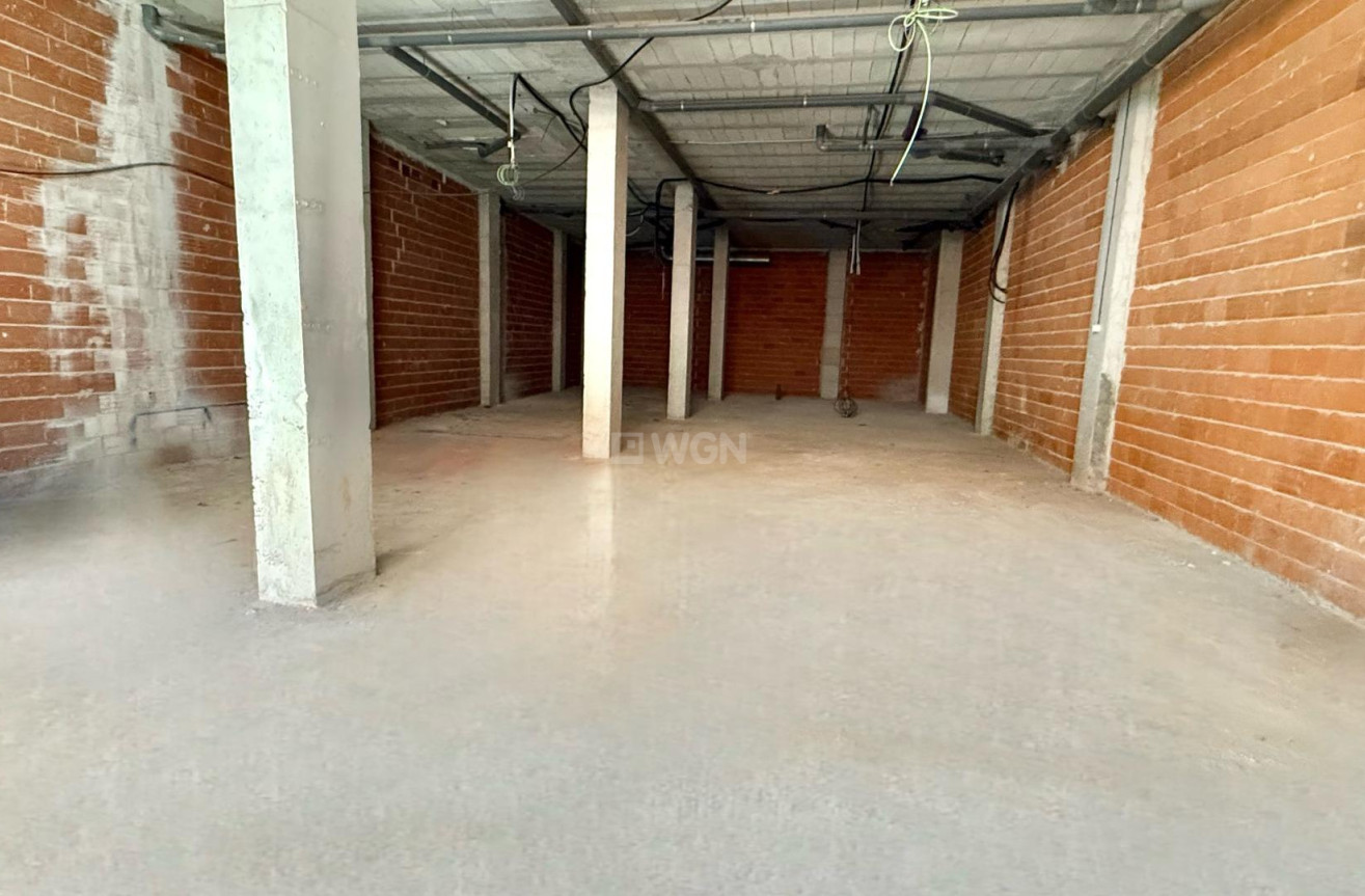 Resale - Commercial - Torrevieja - Paseo Maritimo