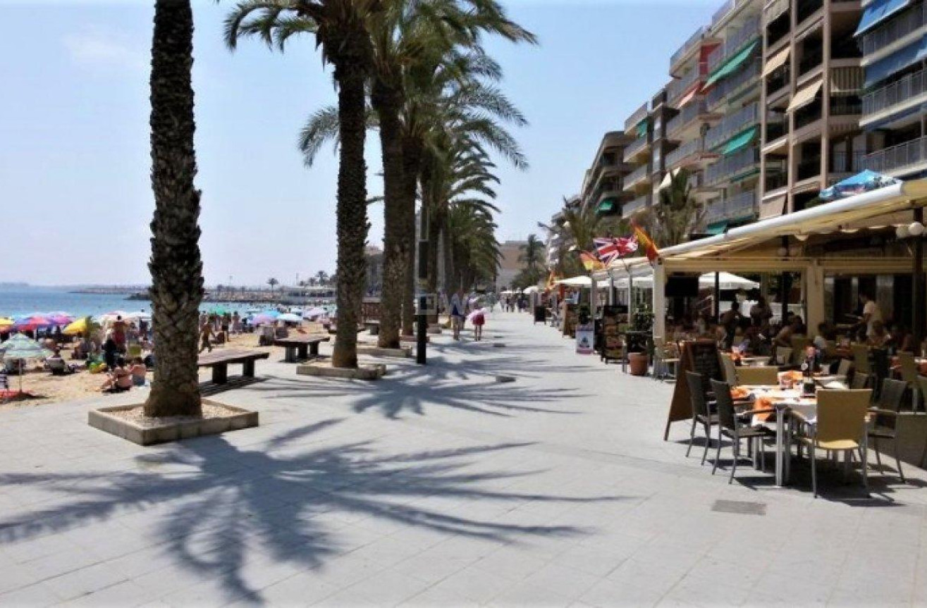 Resale - Commercial - Torrevieja - Paseo Maritimo