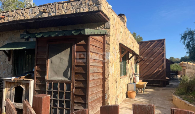 Resale - Villa - Murcia - Inland