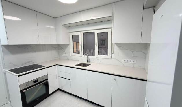 Wiederverkauf - Wohnung - Torrevieja