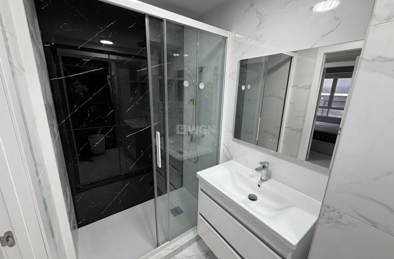 Reventa - Apartamento / piso - Torrevieja - Playa del Cura