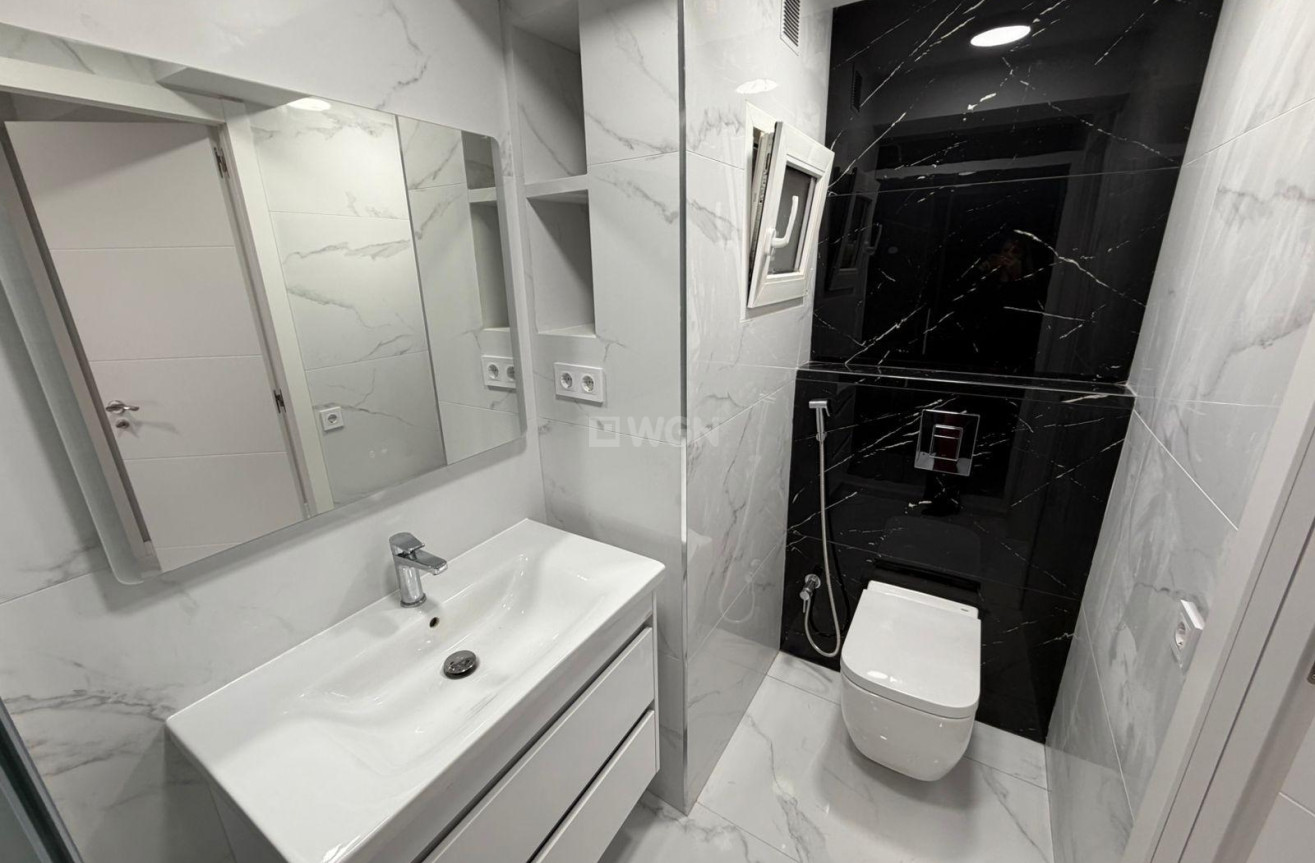 Reventa - Apartamento / piso - Torrevieja - Playa del Cura