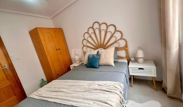 Wiederverkauf - Wohnung - Torrevieja - Centro