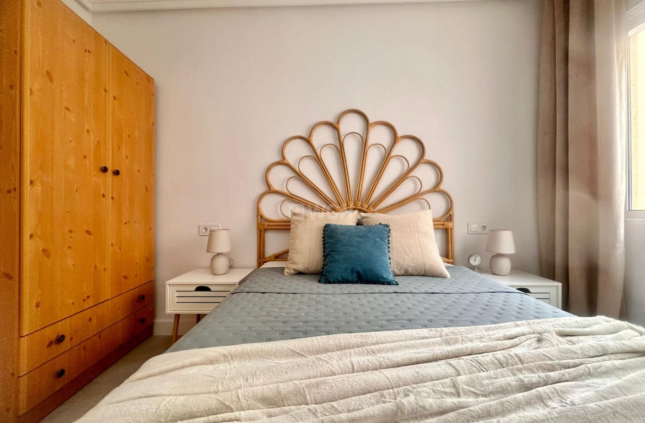 Wiederverkauf - Wohnung - Torrevieja - Centro