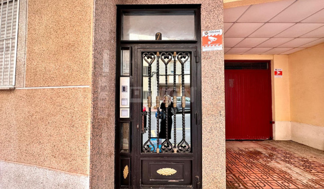 Wiederverkauf - Wohnung - Torrevieja - Centro