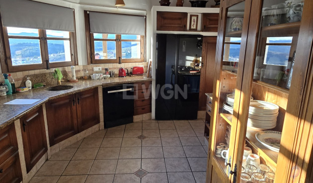 Resale - Villa - Alcaucín - Inland