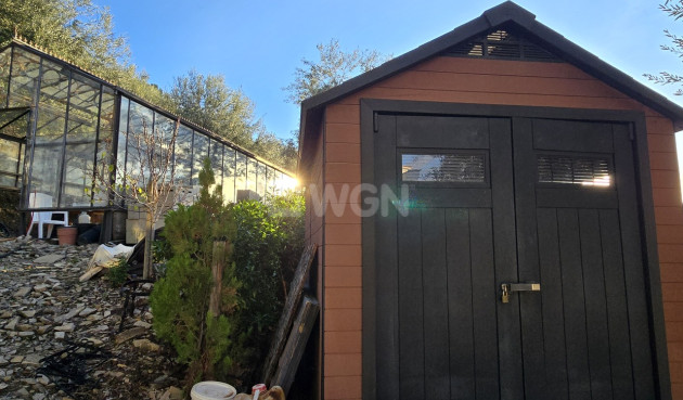 Resale - Villa - Alcaucín - Inland