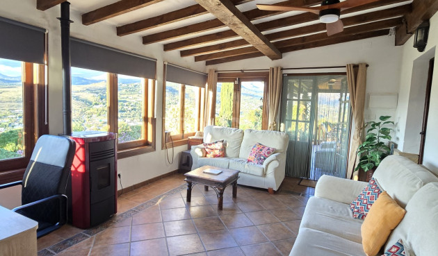 Resale - Villa - Alcaucín - Inland