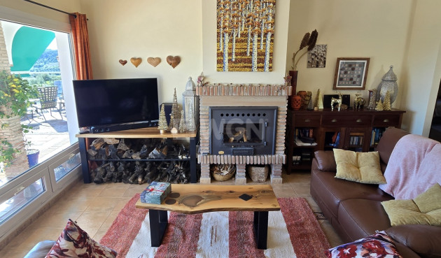 Wiederverkauf - Villa - La Vinuela - Inland