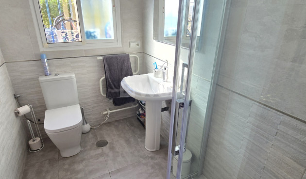 Wiederverkauf - Villa - La Vinuela - Inland