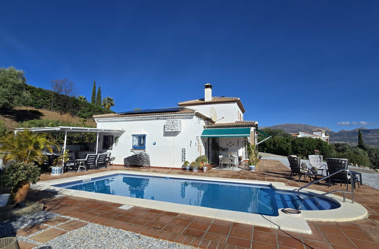 Wiederverkauf - Villa - La Vinuela - Inland