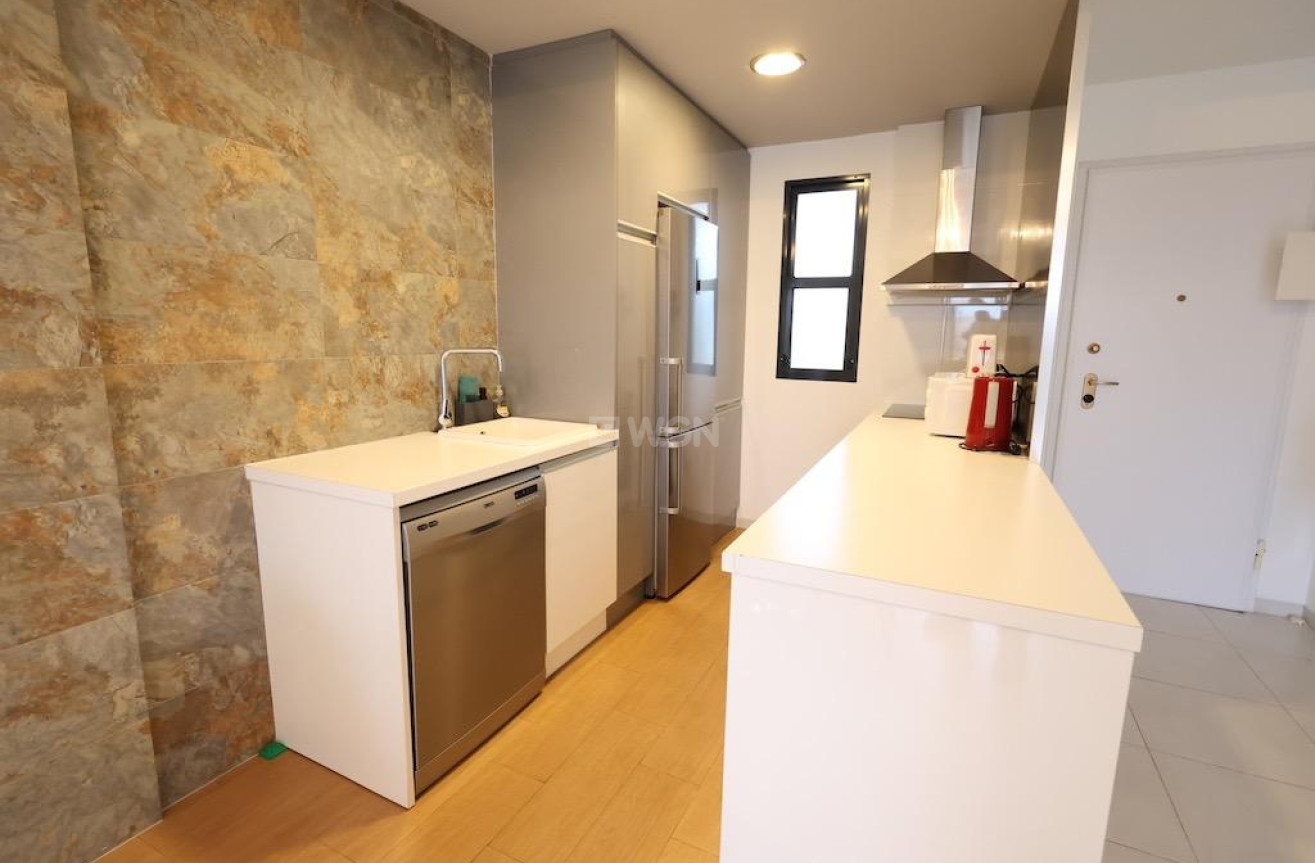 Resale - Apartment / flat - Orihuela Costa - Costa Blanca