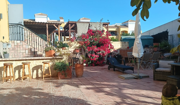 Reventa - Apartamento / piso - Los Montesinos - Costa Blanca