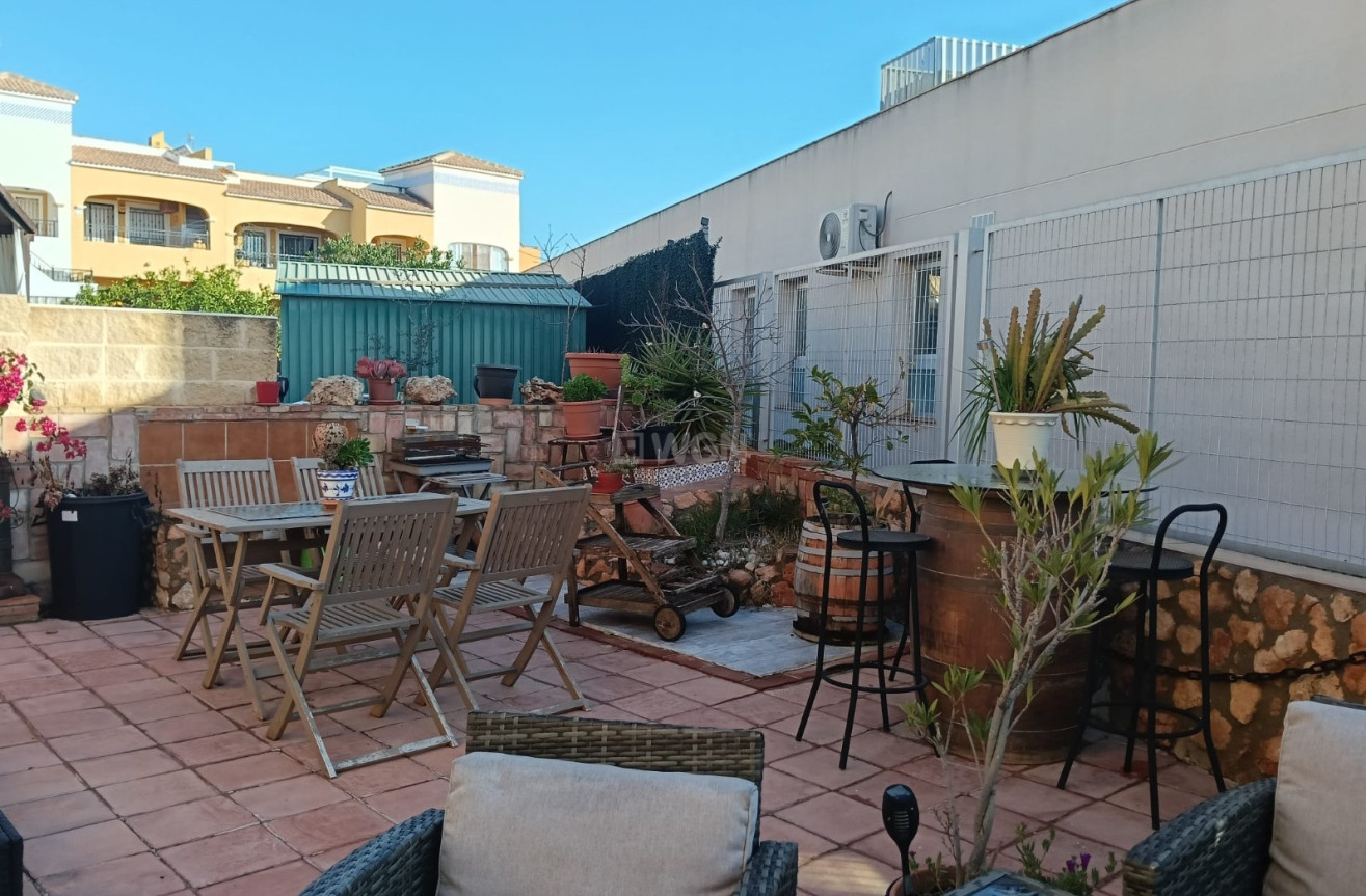 Reventa - Apartamento / piso - Los Montesinos - Costa Blanca