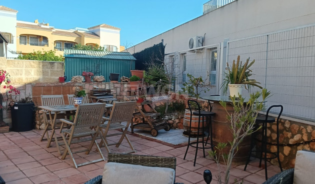 Reventa - Apartamento / piso - Los Montesinos - Costa Blanca