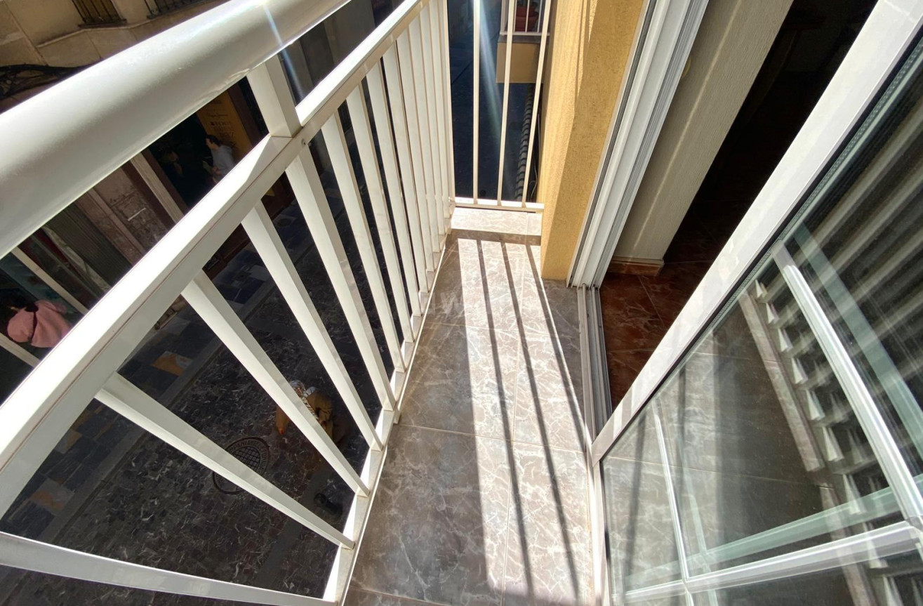 Reventa - Apartamento / piso - Callosa de Segura - Comunidad Valenciana