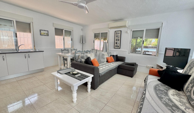 Resale - Villa - Dolores - Comunidad Valenciana