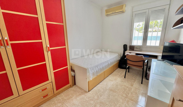 Resale - Villa - Dolores - Comunidad Valenciana