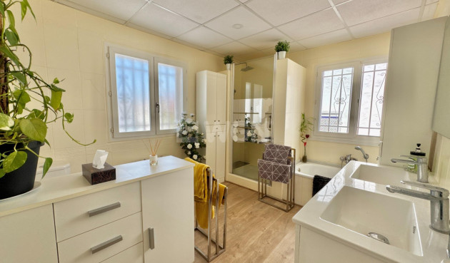 Resale - Villa - Dolores - Comunidad Valenciana