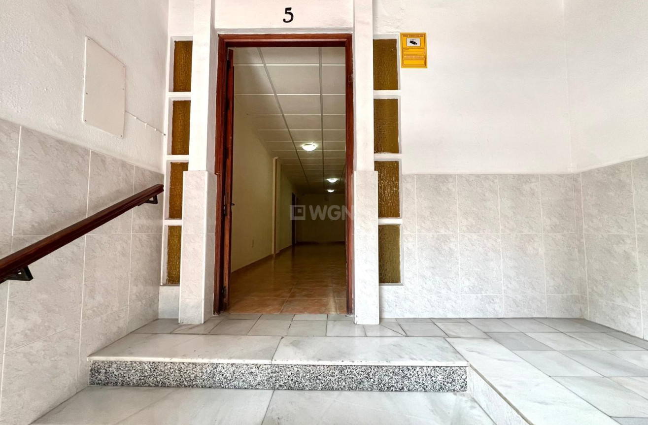 Reventa - Apartamento / piso - Torrevieja - Paseo Maritimo