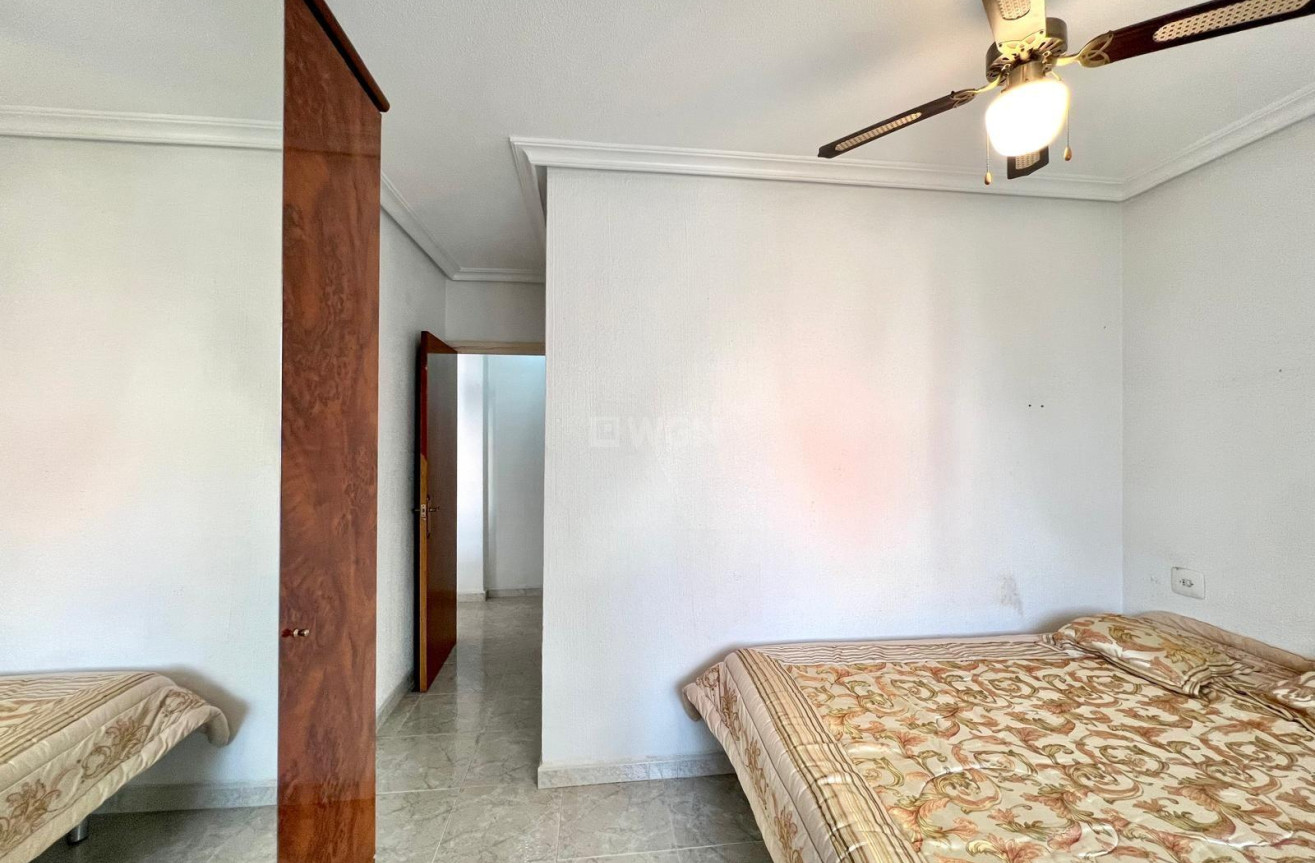 Reventa - Apartamento / piso - Torrevieja - Paseo Maritimo