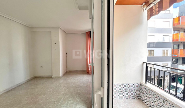 Reventa - Apartamento / piso - Torrevieja - Paseo Maritimo