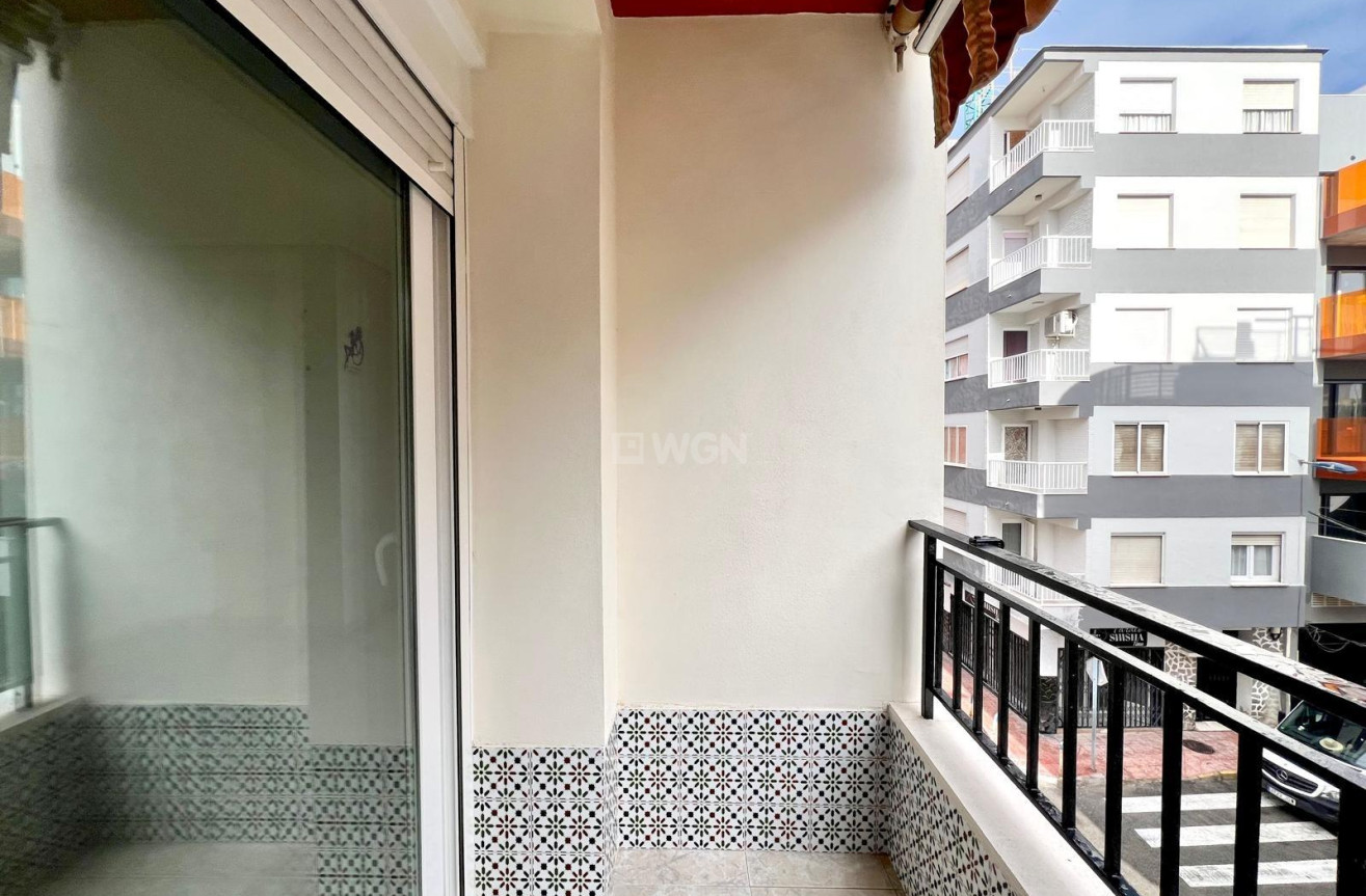 Reventa - Apartamento / piso - Torrevieja - Paseo Maritimo