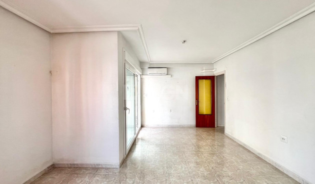 Reventa - Apartamento / piso - Torrevieja - Paseo Maritimo