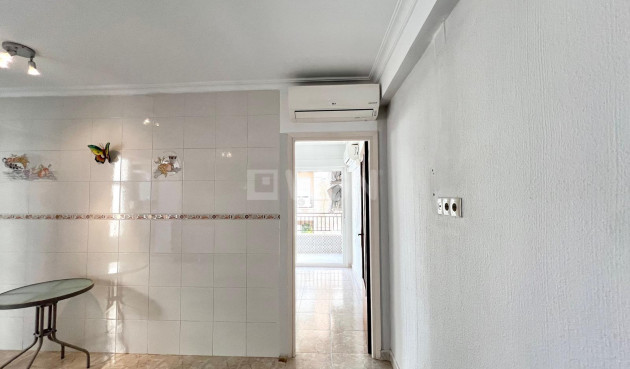 Reventa - Apartamento / piso - Torrevieja - Paseo Maritimo