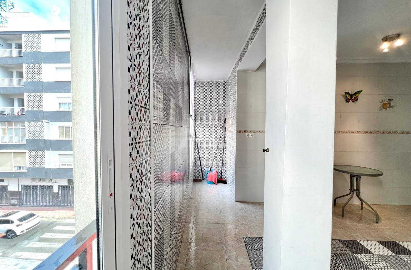 Reventa - Apartamento / piso - Torrevieja - Paseo Maritimo