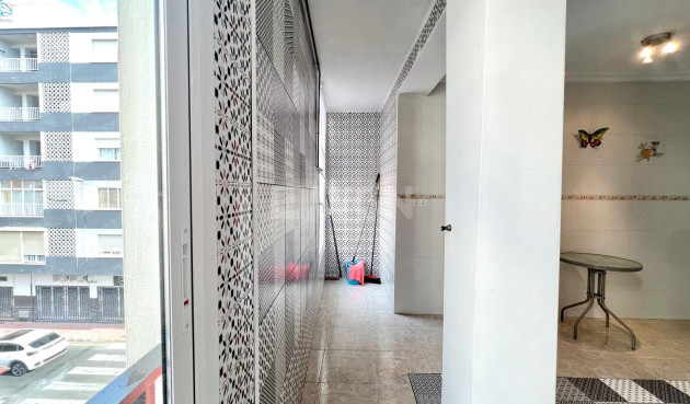 Reventa - Apartamento / piso - Torrevieja - Paseo Maritimo