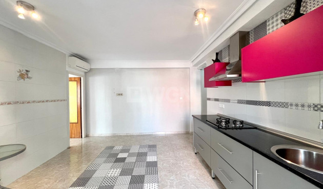 Reventa - Apartamento / piso - Torrevieja - Paseo Maritimo