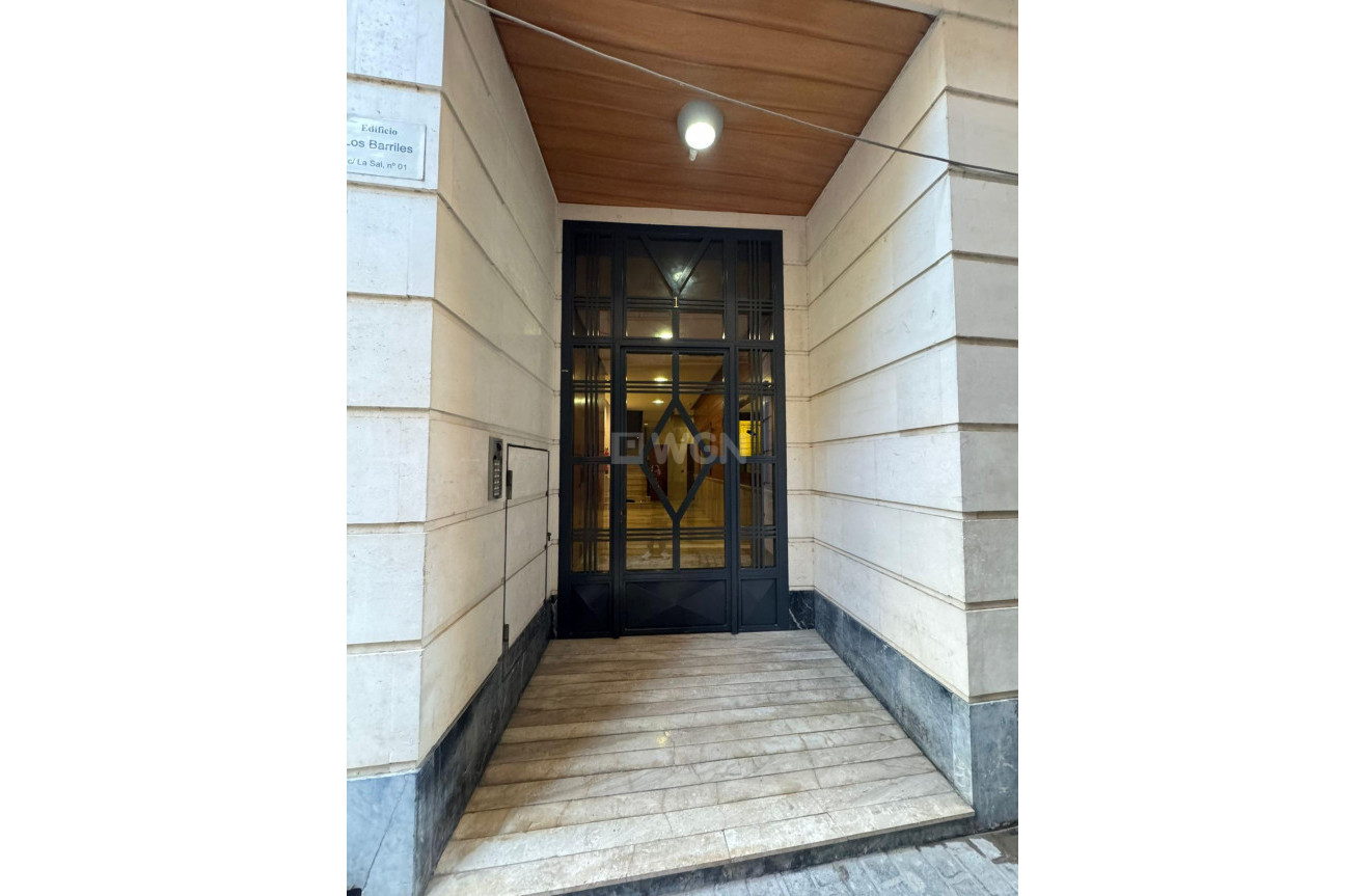 Reventa - Apartamento / piso - Orihuela - Orihuela Ciudad